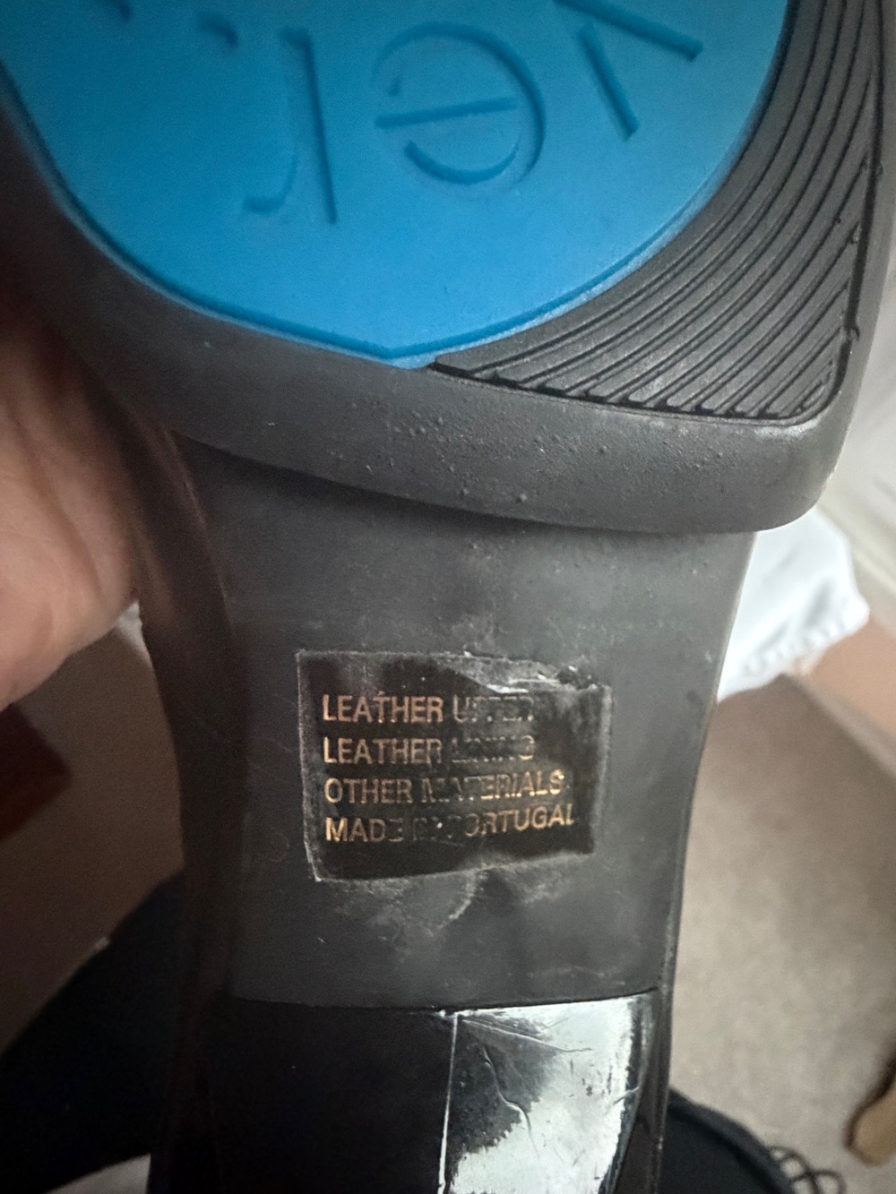 John Fluevog Gracias Black Leather Buckle Chunky Heel 10 w/Dustbag - Picture 8 of 13